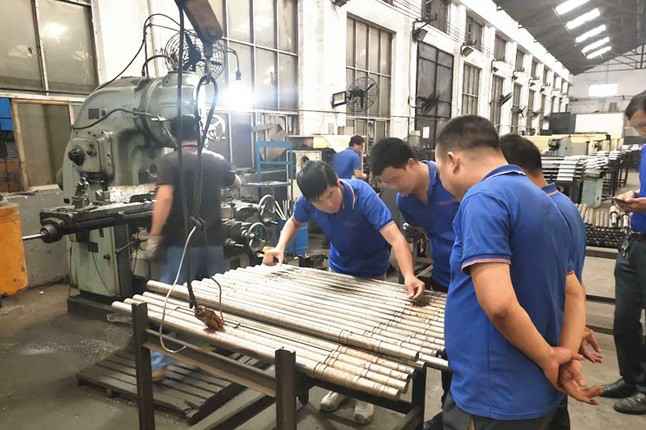 竞技宝-竞技宝（中国）一站式服务官网每周对各个工序进行质量监督检验的现场。